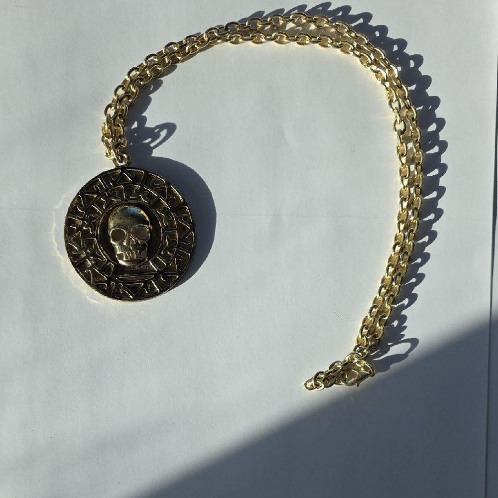 Gold Skull Pendant Necklace